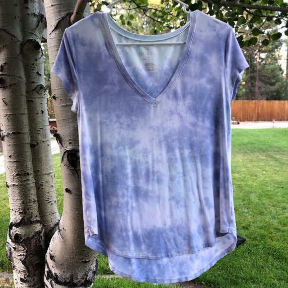 American Eagle Outfitters Tops - Blue Tie-Dye American Eagle Top American Eagle Outfitters Tops - Blue Tie-Dye American Eagle Top